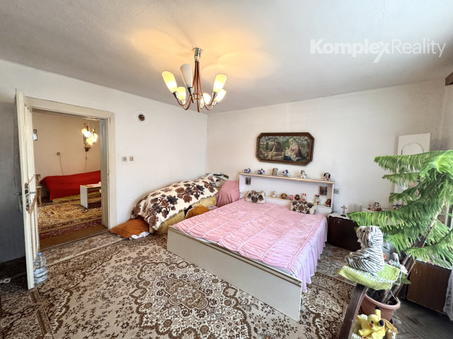 PREDAJ- RODINNÝ DOM S VEĽKÝM ROŽNÝM POZEMKOM 1 744 m² – RÚBAŇ