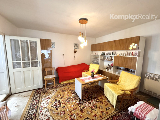PREDAJ- RODINNÝ DOM S VEĽKÝM ROŽNÝM POZEMKOM 1 744 m² – RÚBAŇ