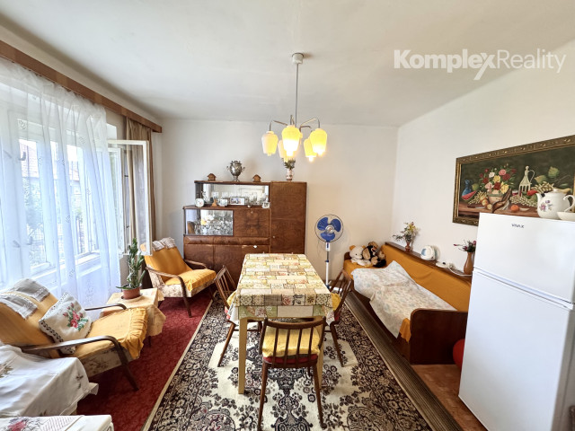PREDAJ- RODINNÝ DOM S VEĽKÝM ROŽNÝM POZEMKOM 1 744 m² – RÚBAŇ