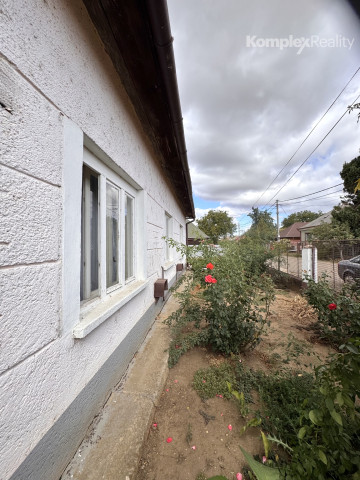 PREDAJ- RODINNÝ DOM S VEĽKÝM ROŽNÝM POZEMKOM 1 744 m² – RÚBAŇ